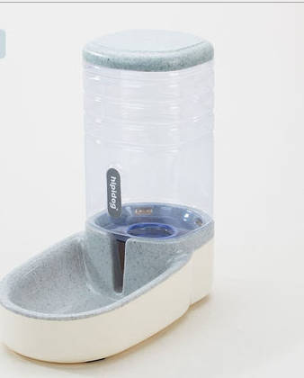 Automatic Dog Feeder &amp; Water Fountain Combo